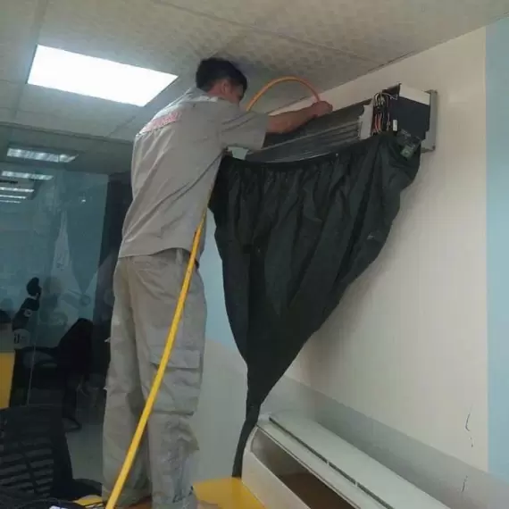 Ve sinh máy lạnh quận Tân Phú